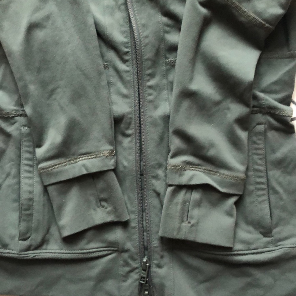 Roots active jacket. - Picture 5 of 8